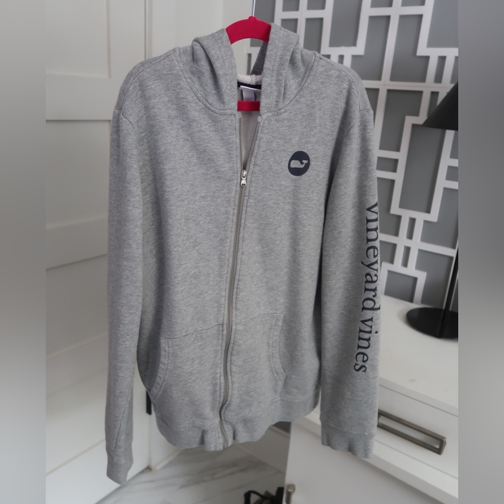 Vineyard vines x Target sweatshirt